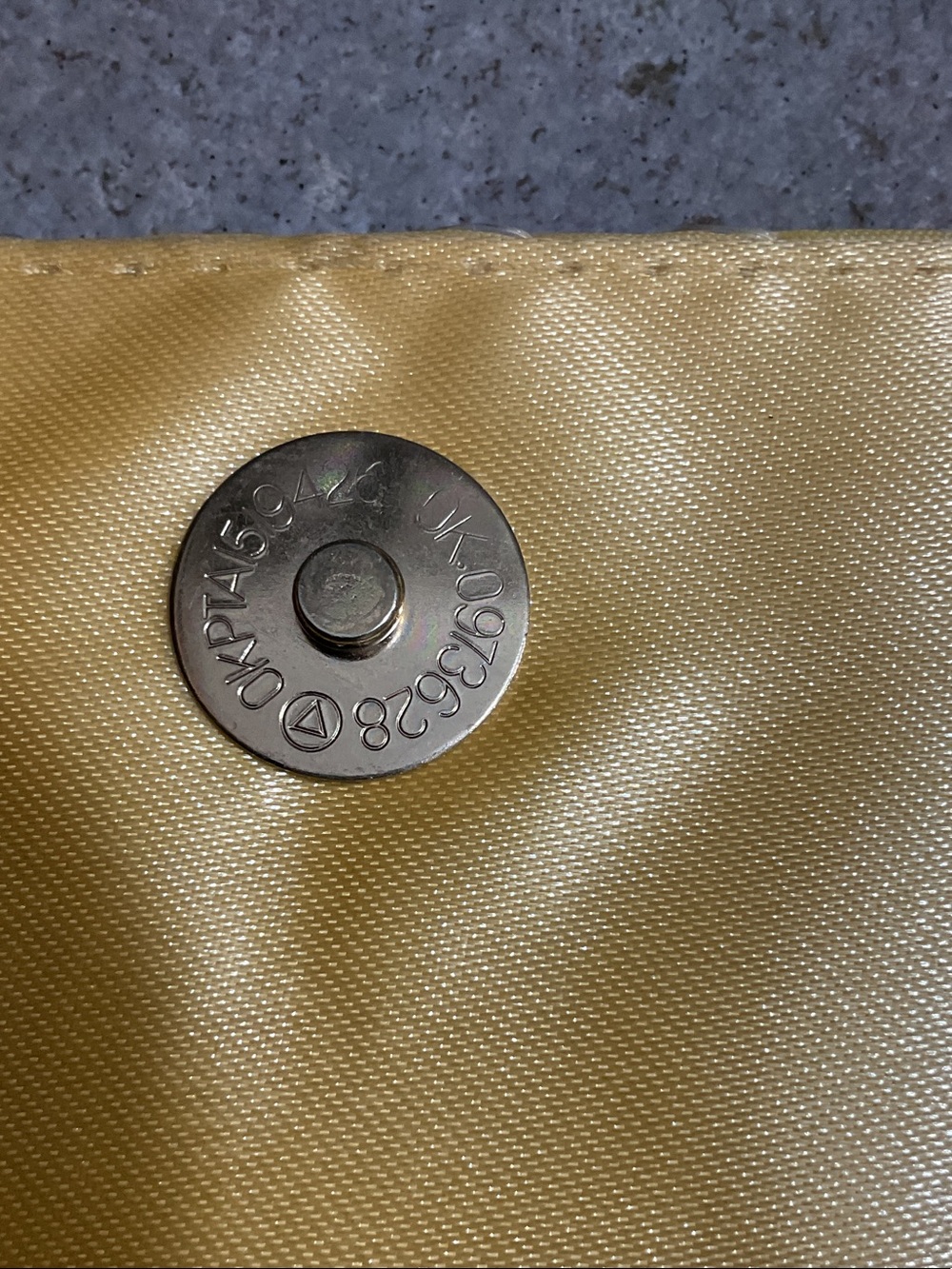 Gold Sequin Chain-Handle Evening Clutch - Picture 8 of 9